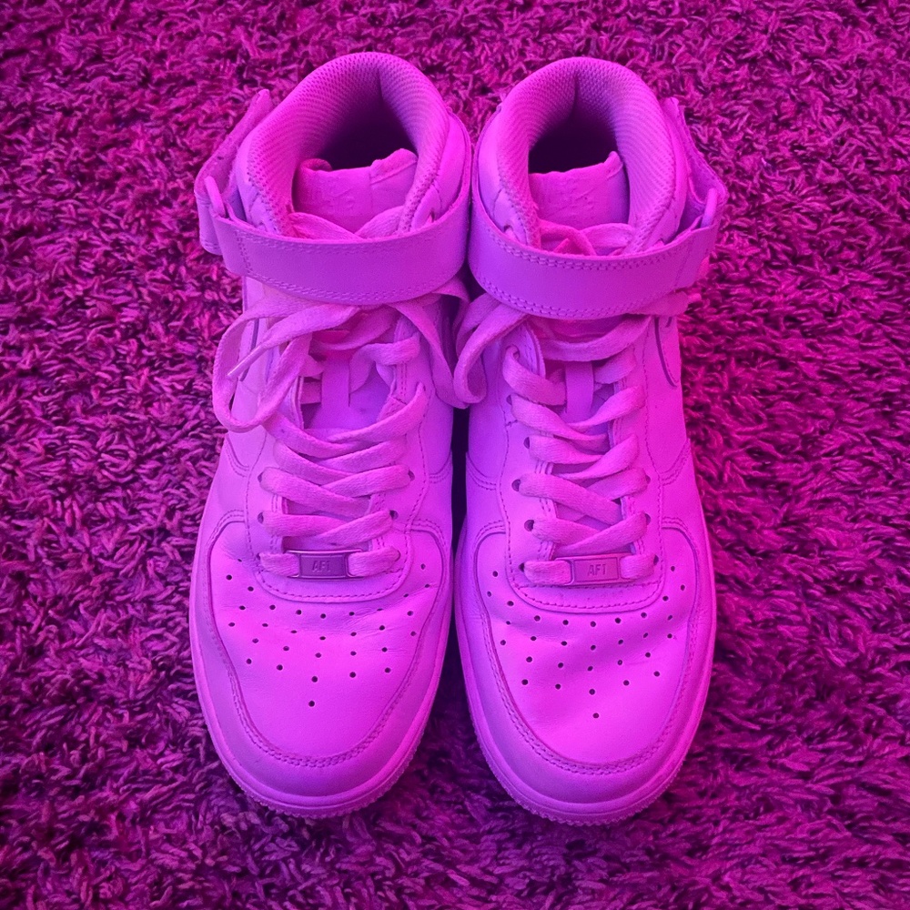 Nike Air Force 1’s Mid